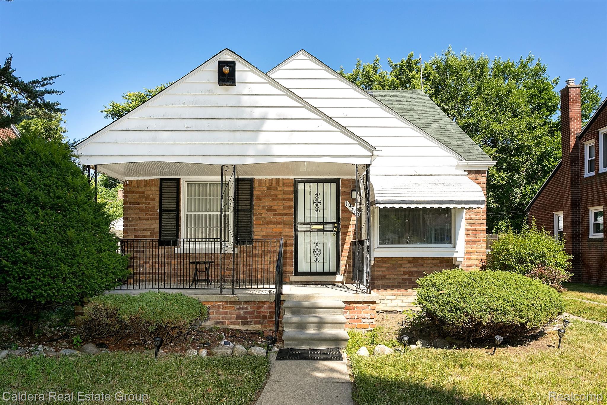 19766 Edinborough Road Detroit, MI 48219 - Photo 1 of 17 Gallery Image 1