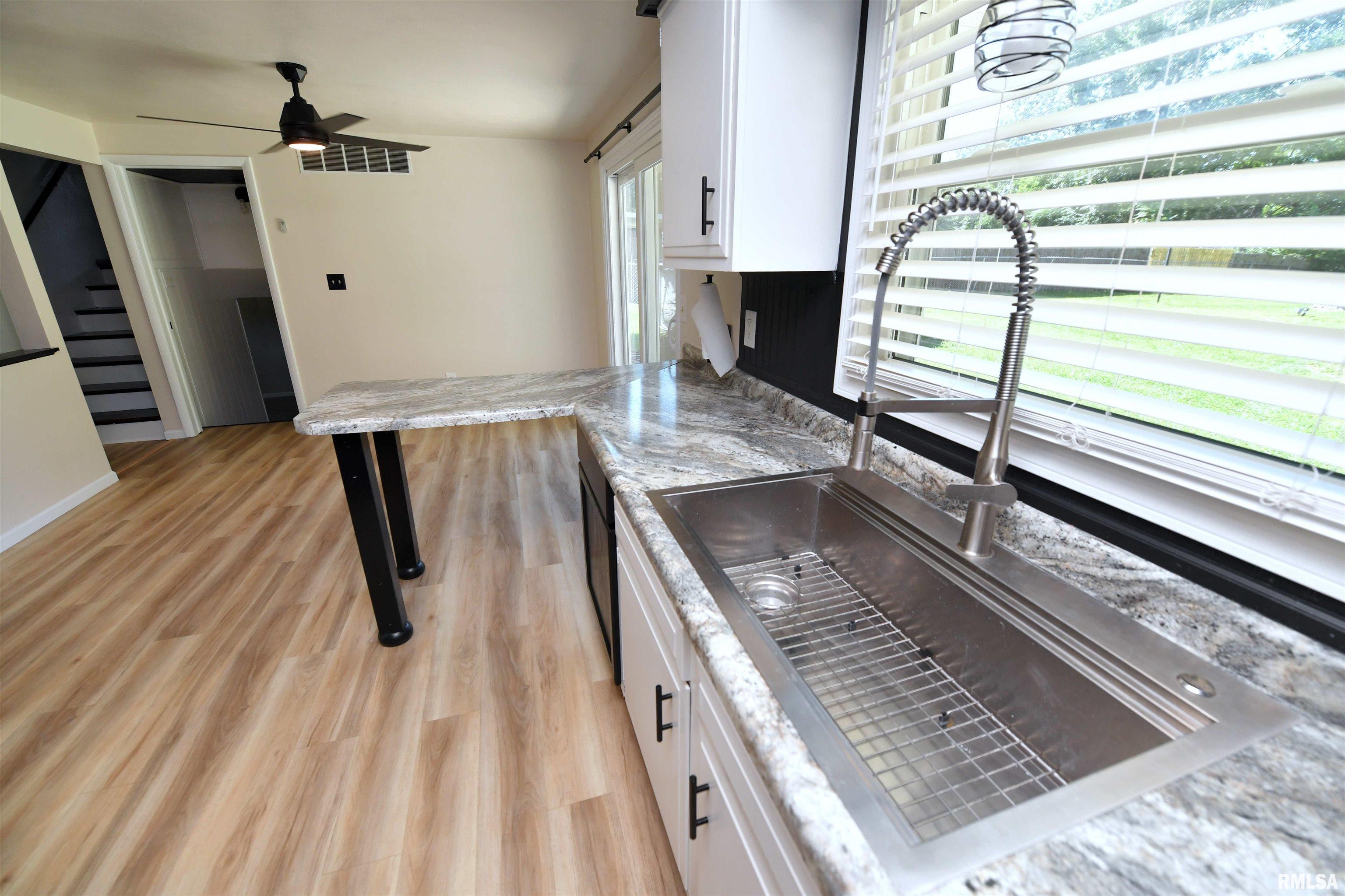 1614 Springfield Road East Peoria, IL 61611 - Photo 15 of 67 Gallery Image 15