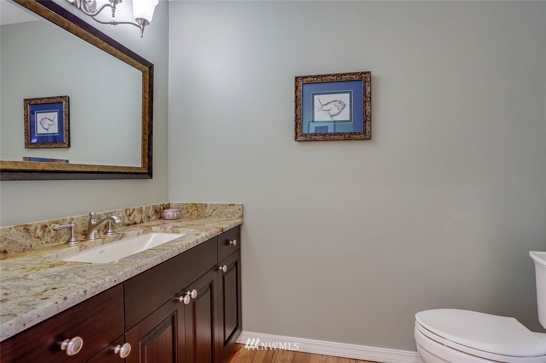 13982 Southeast 159th Place Renton, WA 98058 - Photo 13 of 25 Gallery Image 13
