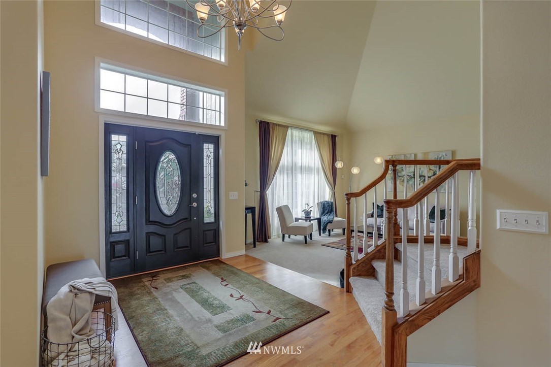 13982 Southeast 159th Place Renton, WA 98058 - Photo 4 of 25 Gallery Image 4