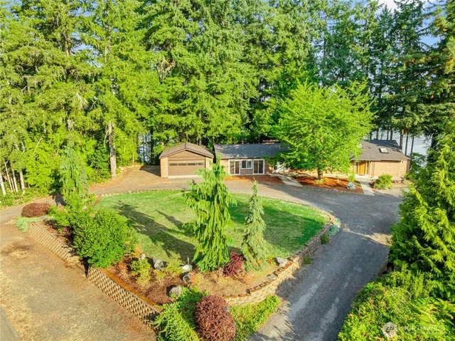 $895,000 | 8036 Ellison Loop Northwest, Olympia, WA 98502