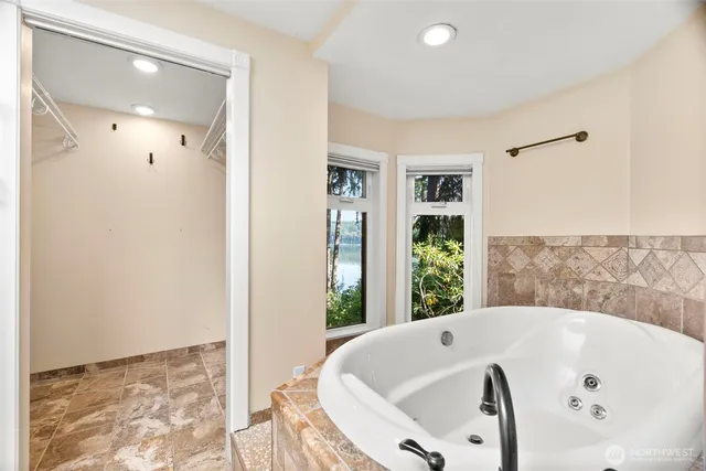 $895,000 | 8036 Ellison Loop Northwest, Olympia, WA 98502