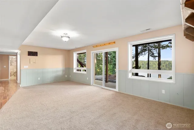 $895,000 | 8036 Ellison Loop Northwest, Olympia, WA 98502