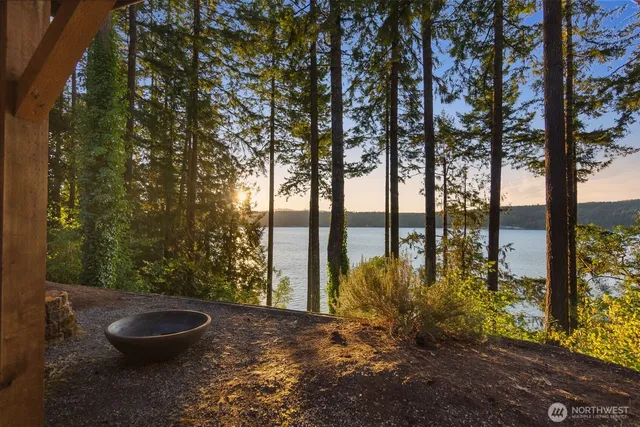 $895,000 | 8036 Ellison Loop Northwest, Olympia, WA 98502