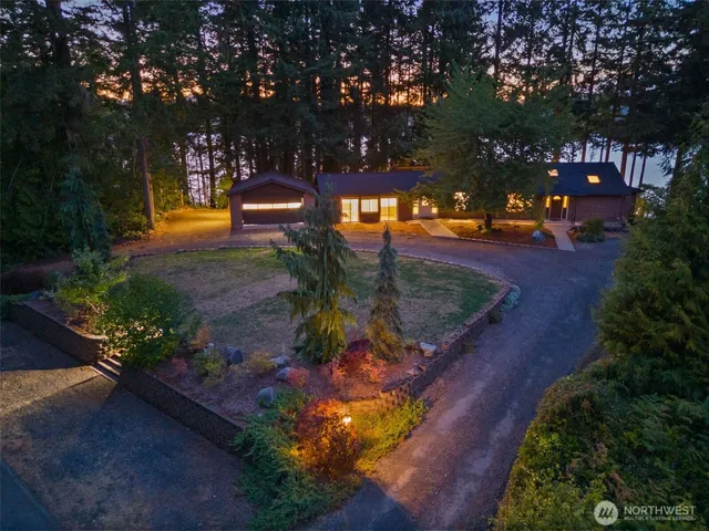 $895,000 | 8036 Ellison Loop Northwest, Olympia, WA 98502