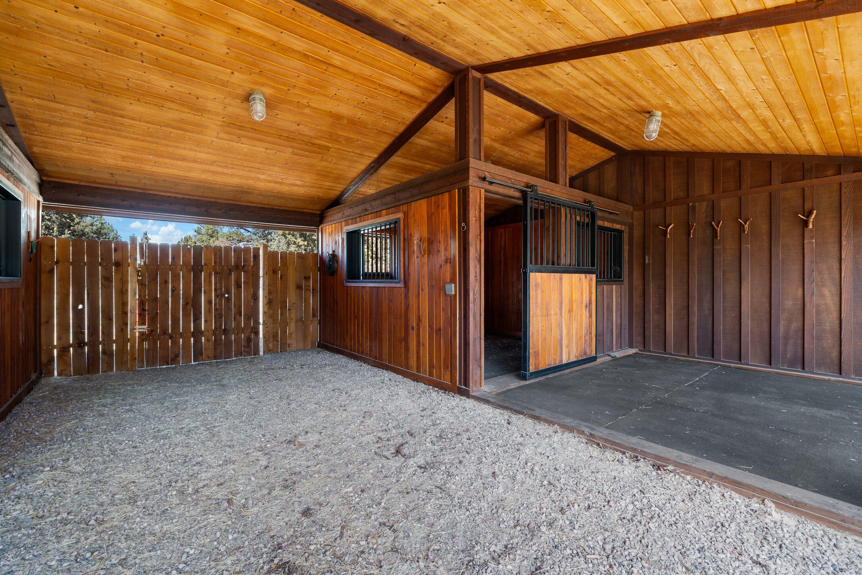 64155 Hunnell Road Bend, OR 97703 - Photo 70 of 96 71