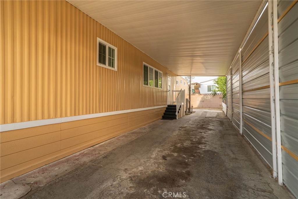 250 North Linden Avenue, Unit 124 Rialto, CA 92376 - Photo 22 of 39