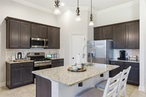 $300,000 | 750 Lionel Lane, Lake Charles, LA 70605
