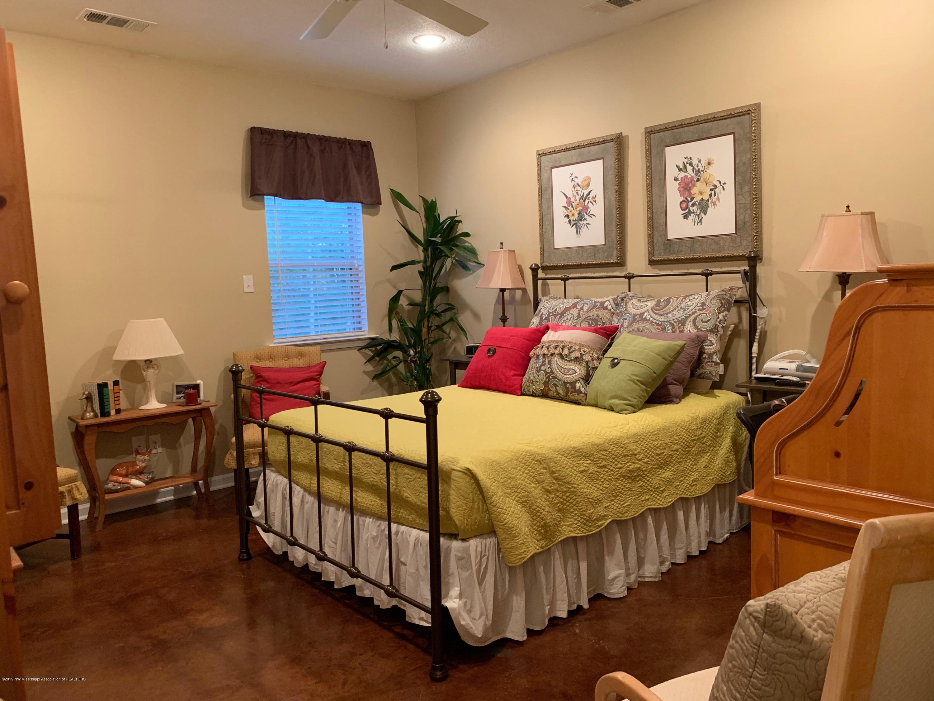 701 Gaines Road Hernando, MS 38632 - Photo 6 of 20 master bedroom