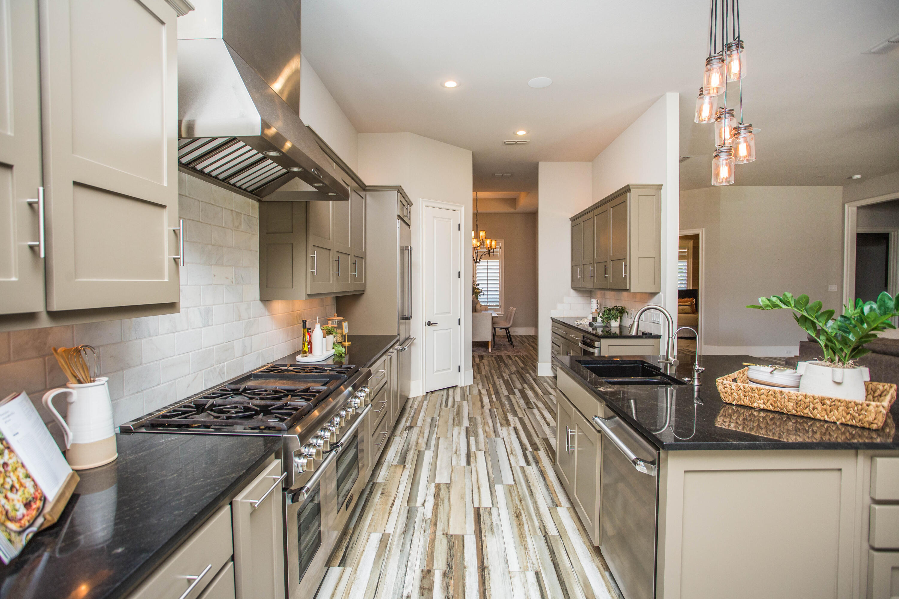 4807 116th Street Lubbock, TX 79424 - Photo 13 of 51 a kitchen with sink stove and refrigerator