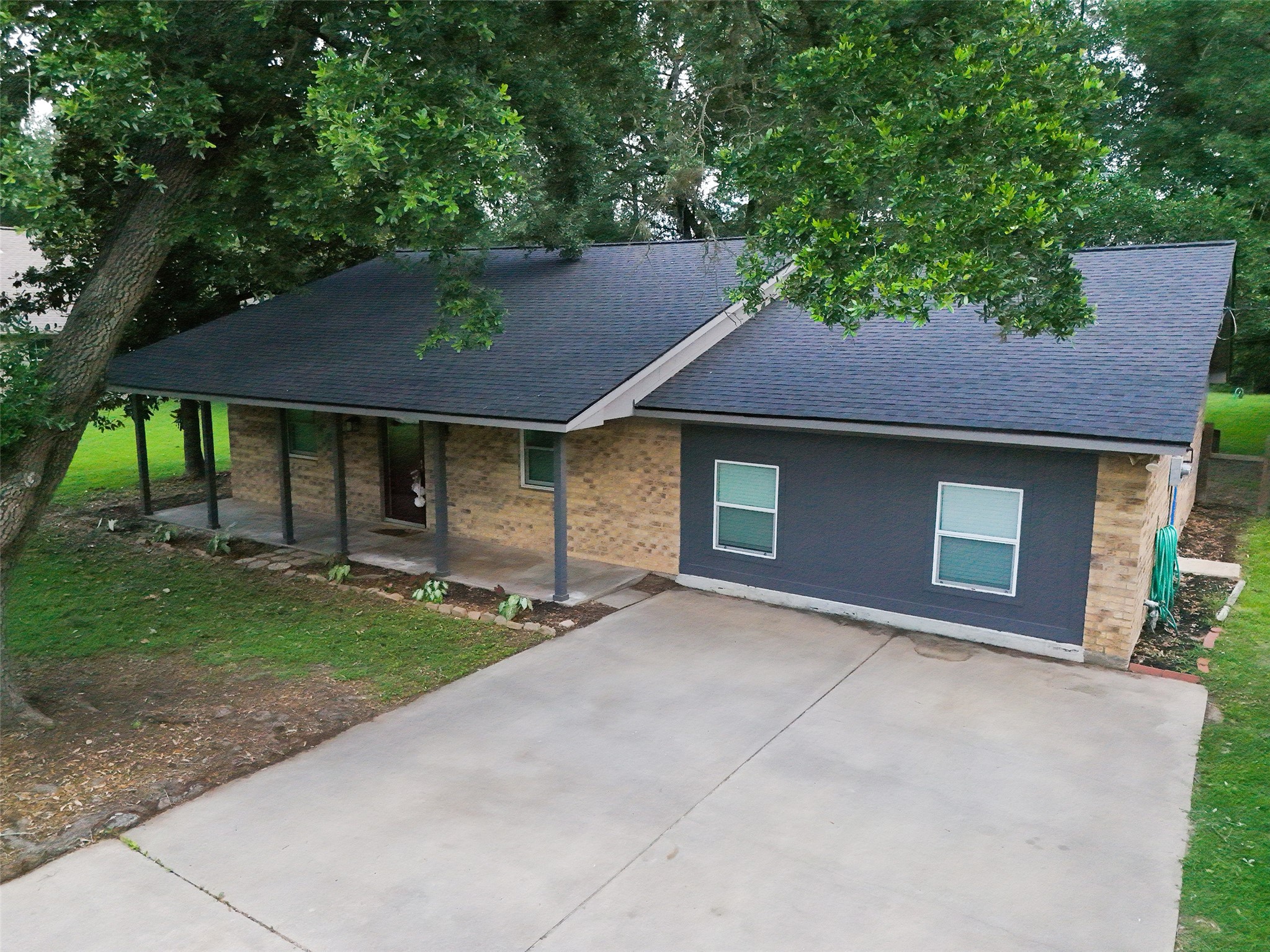 504 Walnut Street Waller, TX 77484 - Photo 1 of 35 Welcome to 504 Walnut St, Waller!
