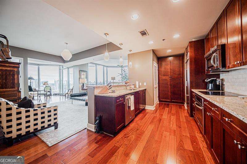 2795 Peachtree Road, Unit 1909 Atlanta, GA 30305 - Photo 37 of 63