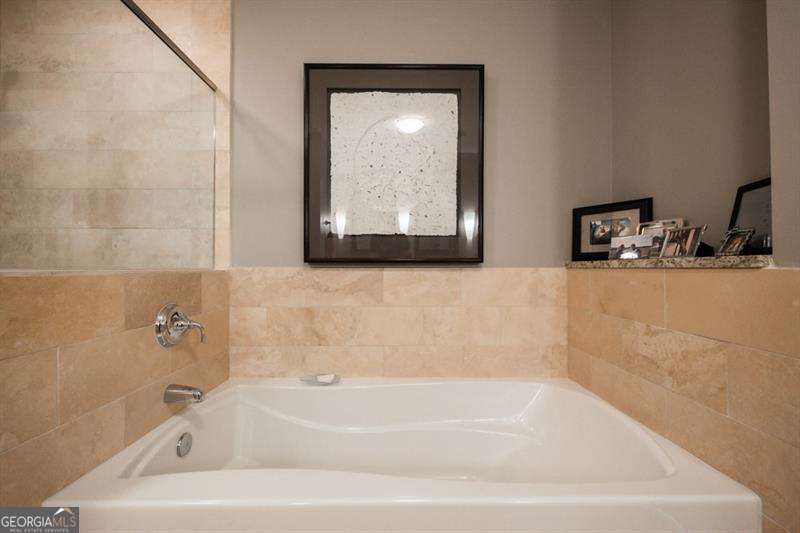2795 Peachtree Road, Unit 1909 Atlanta, GA 30305 - Photo 7 of 63