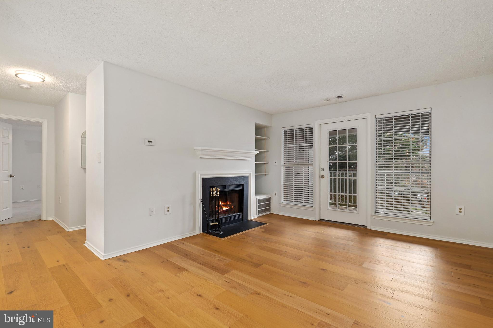 20957 Timber Ridge Terrace, Unit 202 Ashburn, VA 20147 - Photo 5 of 23 Gallery Image 5
