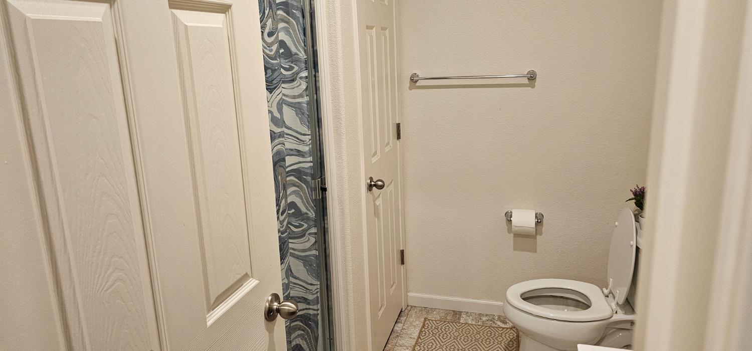 9290 Brock Court Live Oak, CA 95953 - Photo 11 of 29 a bathroom with a sink and a toilet