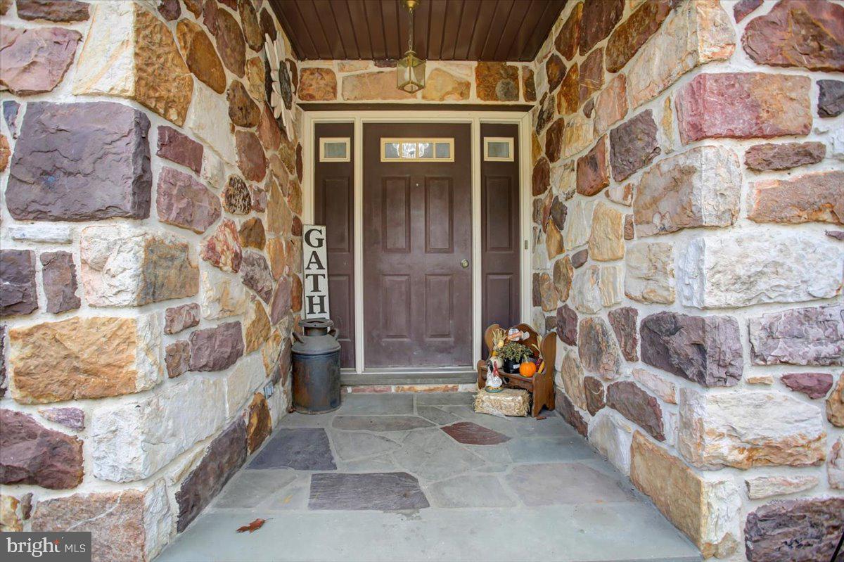 15600 Mountain Green Road Spring Run, PA 17262 - Photo 8 of 62