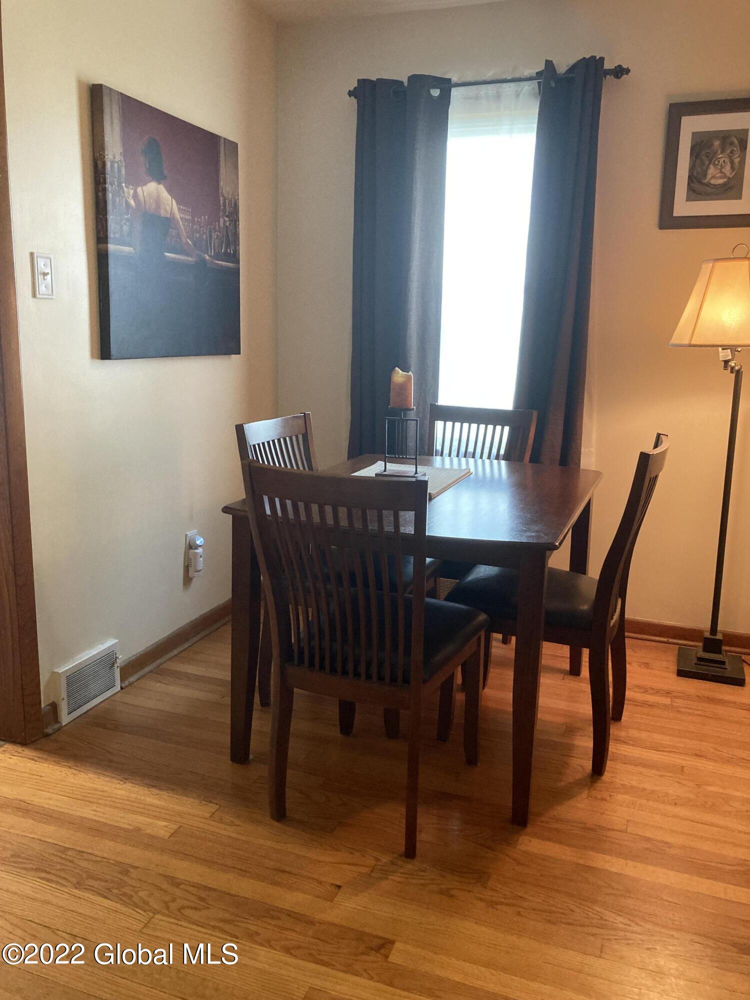 1635 Lenox Road Schenectady, NY 12308 - Photo 7 of 14 IMG_1411