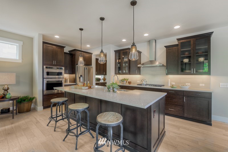 3784 Monterey Court Northeast Renton, WA 98056 - Photo 6 of 22 Gallery Image 6