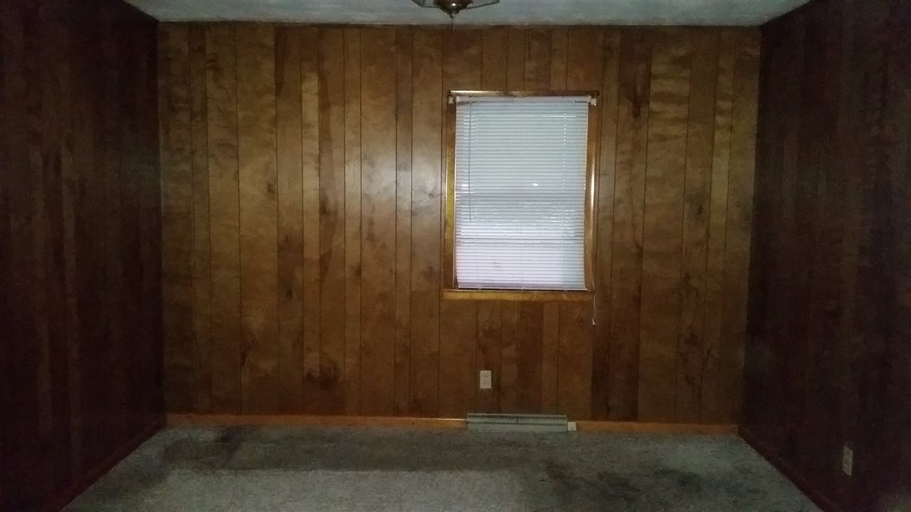 6652 East Division Road Mill Creek, IN 46365 - Photo 9 of 19 Gallery Image 9