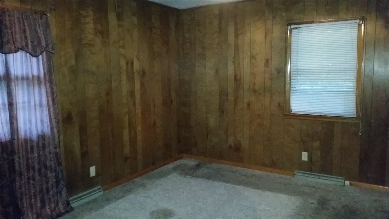 6652 East Division Road Mill Creek, IN 46365 - Photo 10 of 19 Gallery Image 10