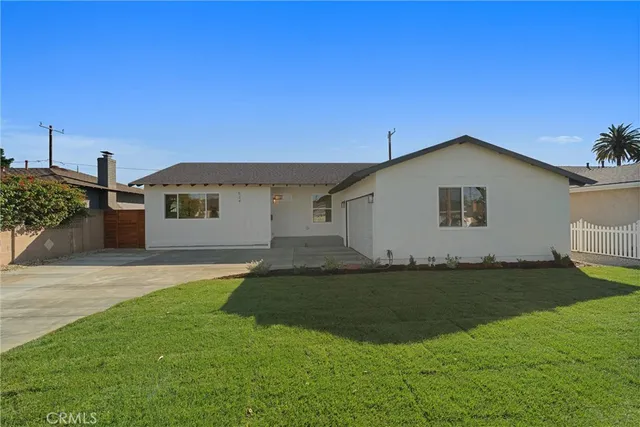 $1,200,000 | 534 East Hoover Avenue, Orange, CA 92867