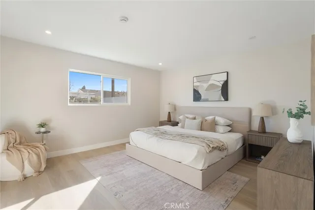 $1,200,000 | 534 East Hoover Avenue, Orange, CA 92867