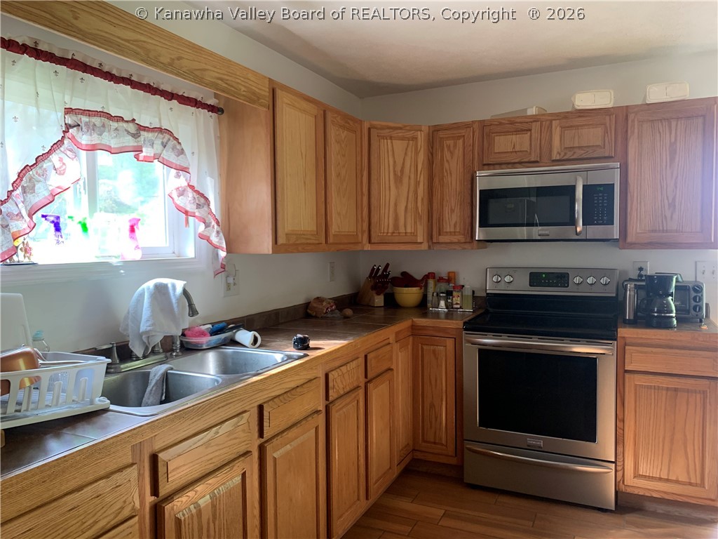 74 Stolling Road Jeffrey, WV 25114 - Photo 5 of 14 Gallery Image 5