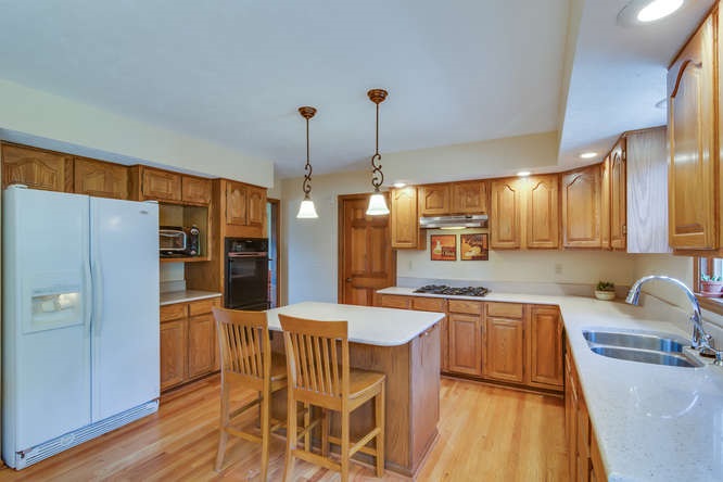 15651 Cold Spring Court Granger, IN 46530 - Photo 6 of 30 Gallery Image 6