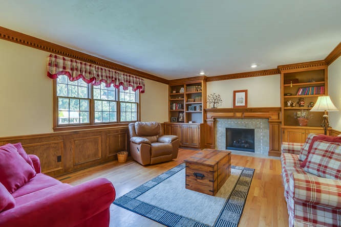 15651 Cold Spring Court Granger, IN 46530 - Photo 8 of 30 Gallery Image 8