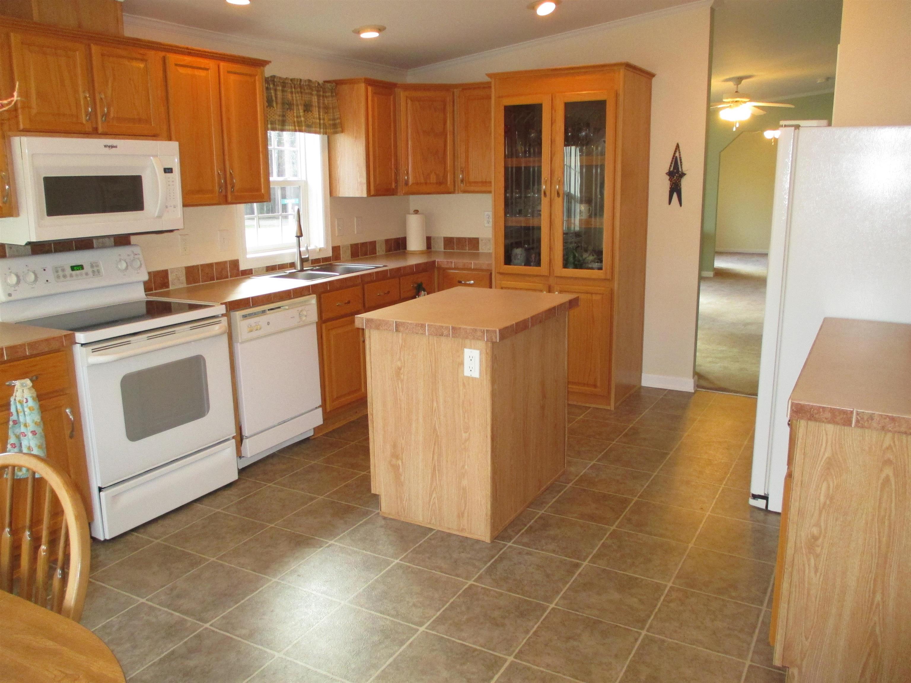 3 Big Bear Road Rochester, NH 03868 - Photo 14 of 30