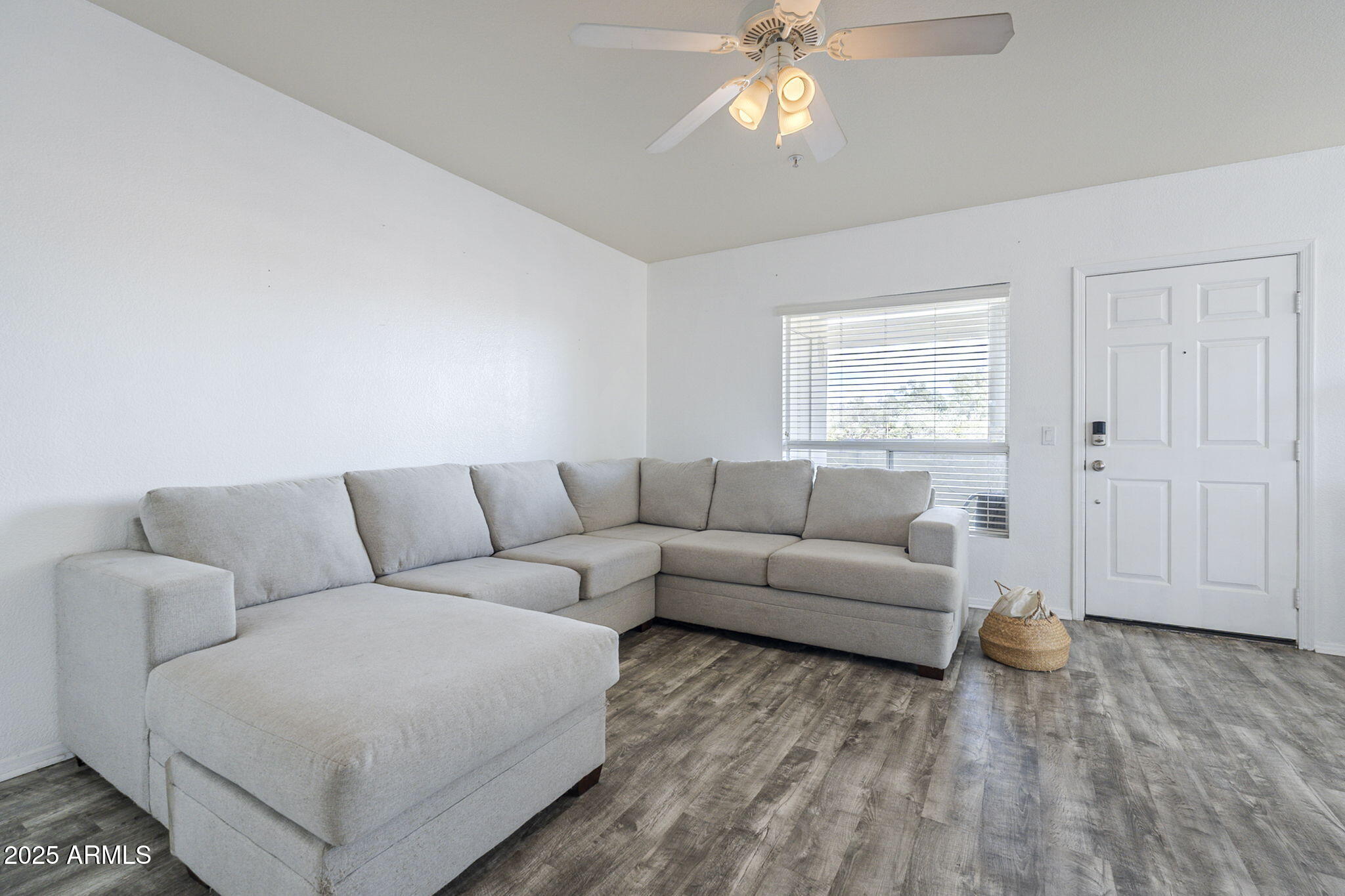 1825 West Ray Road, Unit 2074 Chandler, AZ 85224 - Photo 4 of 23 6-web-or-mls-Ray-6