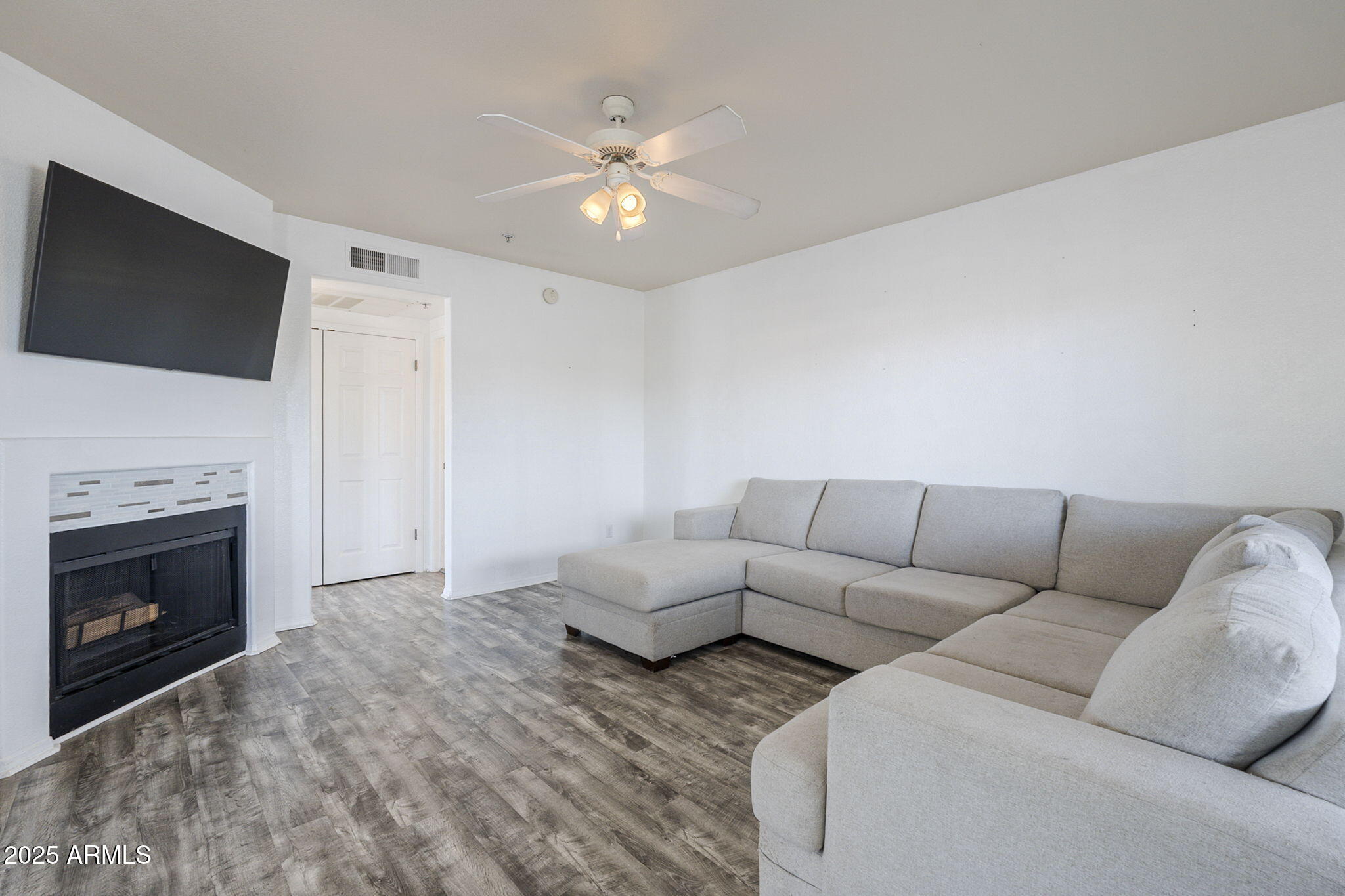 1825 West Ray Road, Unit 2074 Chandler, AZ 85224 - Photo 6 of 23 8-web-or-mls-Ray-8