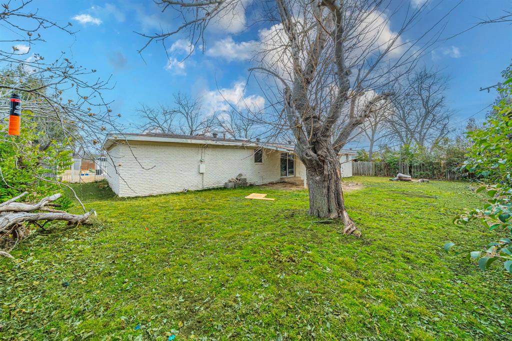3816 Springbranch Drive Benbrook, TX 76116 - Photo 26 of 27 a view of a garden