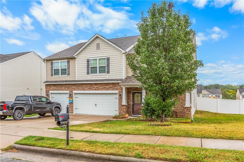 3275 Grandview Club Road Pfafftown, NC 27040 - Photo 3 of 29 Gallery Image 3