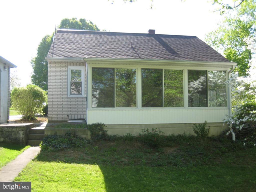 2355 Raleigh Drive Lancaster, PA 17601 - Photo 8 of 9 Gallery Image 8