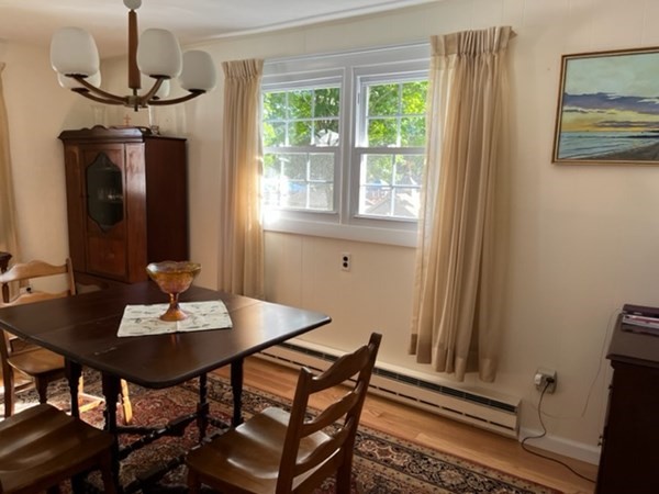228 Nottingham Street Springfield, MA 01104 - Photo 8 of 33