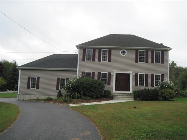 96 McClellan Road Sutton, MA 01590 - Photo 2 of 5