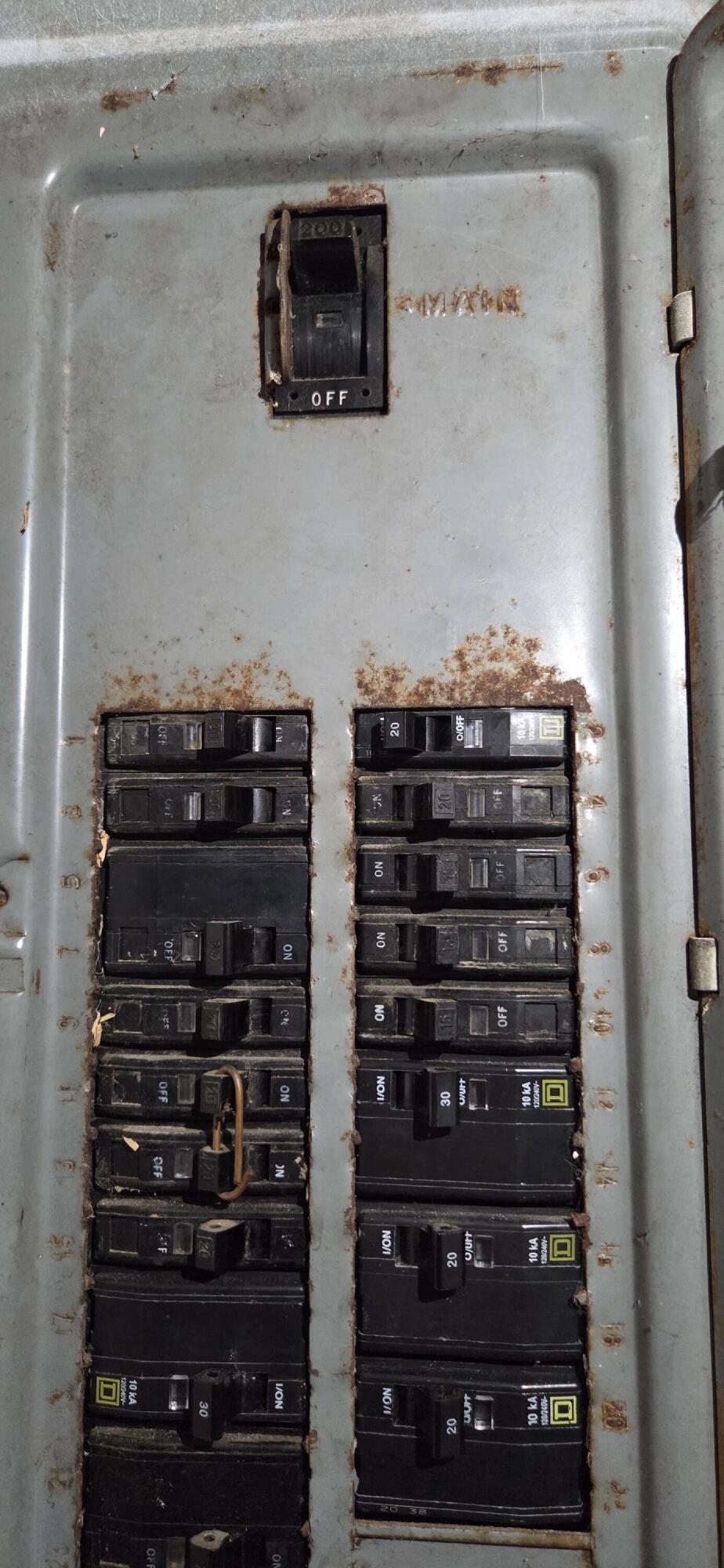 46 North Whitman School Road Buckfield, ME 04220 - Photo 27 of 27 200 amp breakers