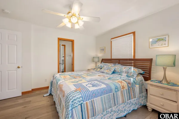 $879,900 | 25209 Sea Isle Shores Lane, Waves, NC 27982