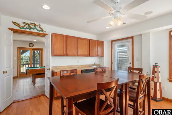 $879,900 | 25209 Sea Isle Shores Lane, Waves, NC 27982