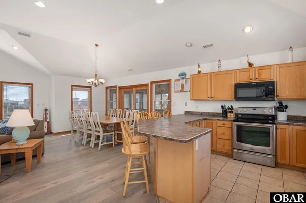 $879,900 | 25209 Sea Isle Shores Lane, Waves, NC 27982