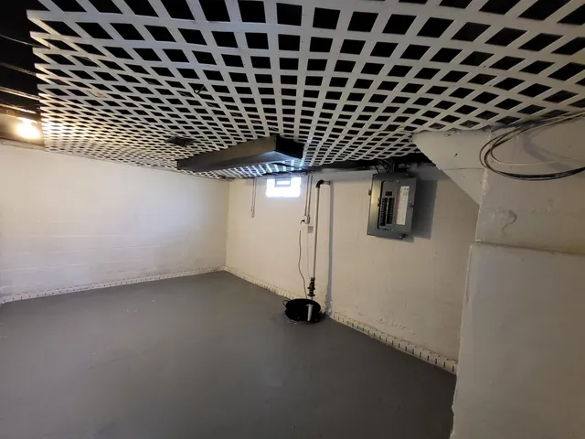 $188,000 | 2120 5th Street, Wyandotte, MI 48192