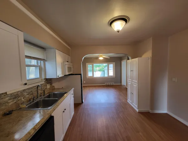 $188,000 | 2120 5th Street, Wyandotte, MI 48192