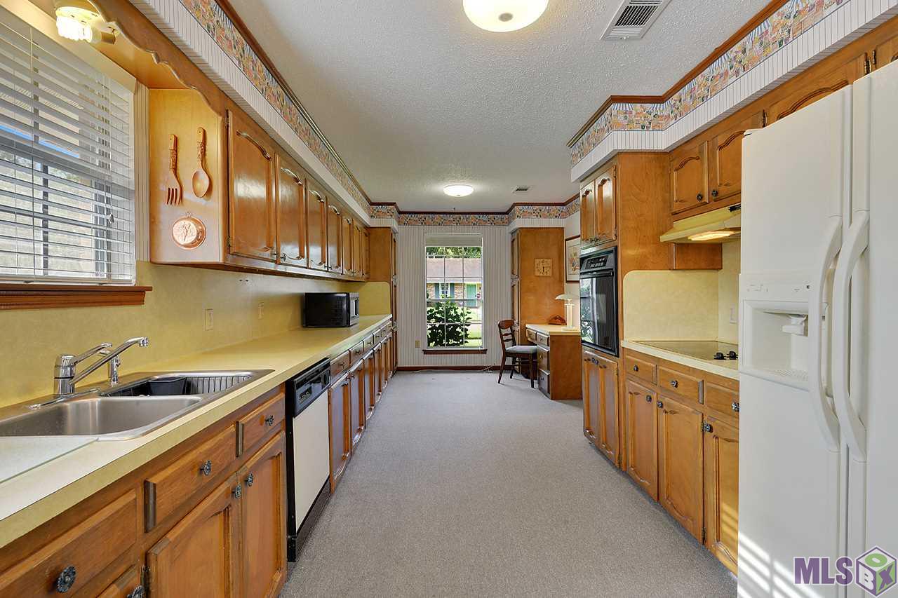 16539 Abshire Avenue Baton Rouge, LA 70816 - Photo 3 of 10 Gallery Image 3