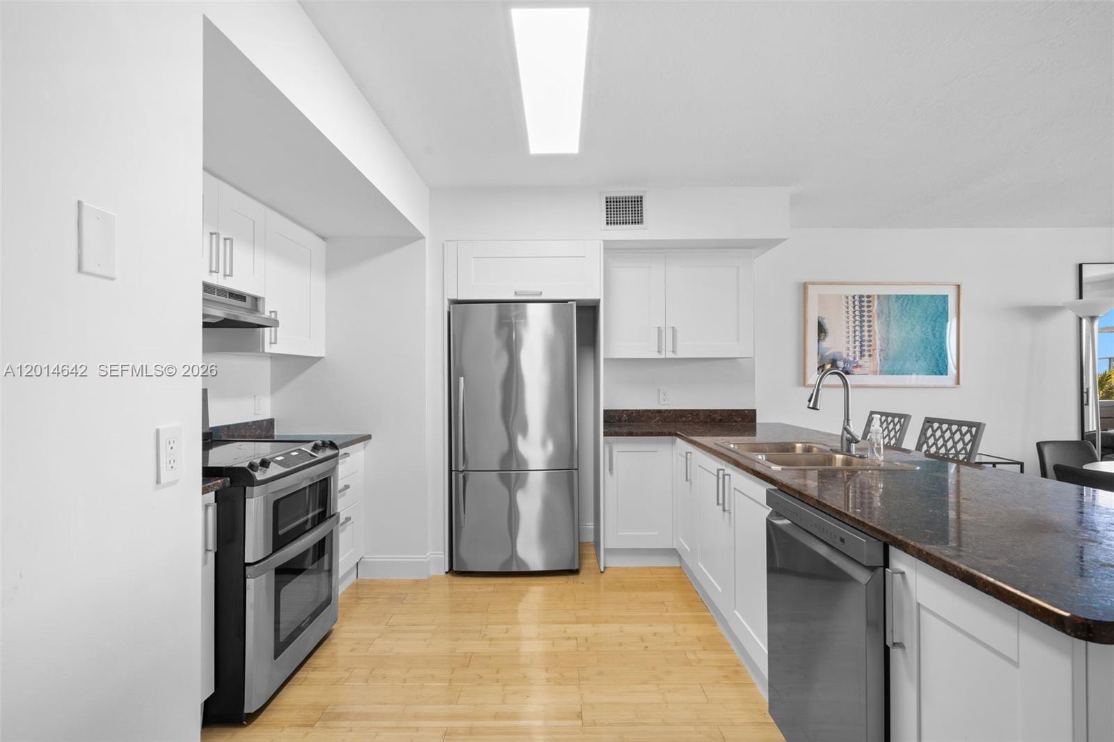 9499 Collins Avenue, Unit 403 Surfside, FL 33154 - Photo 5 of 18