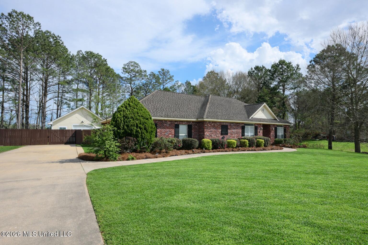 171 Latigo Loop Sumrall, MS 39482 - Photo 2 of 46 Front