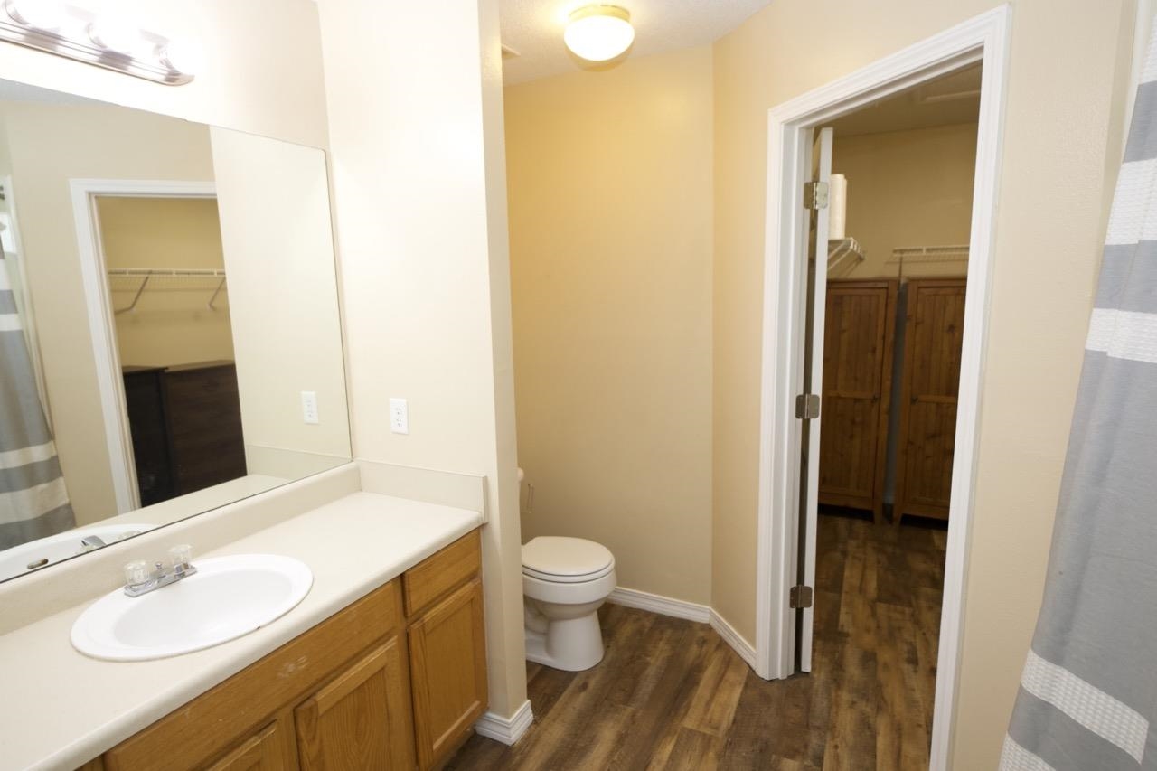 7893 Audubon Drive Foley, AL 36535 - Photo 10 of 20 Primary Bedroom Bathroom