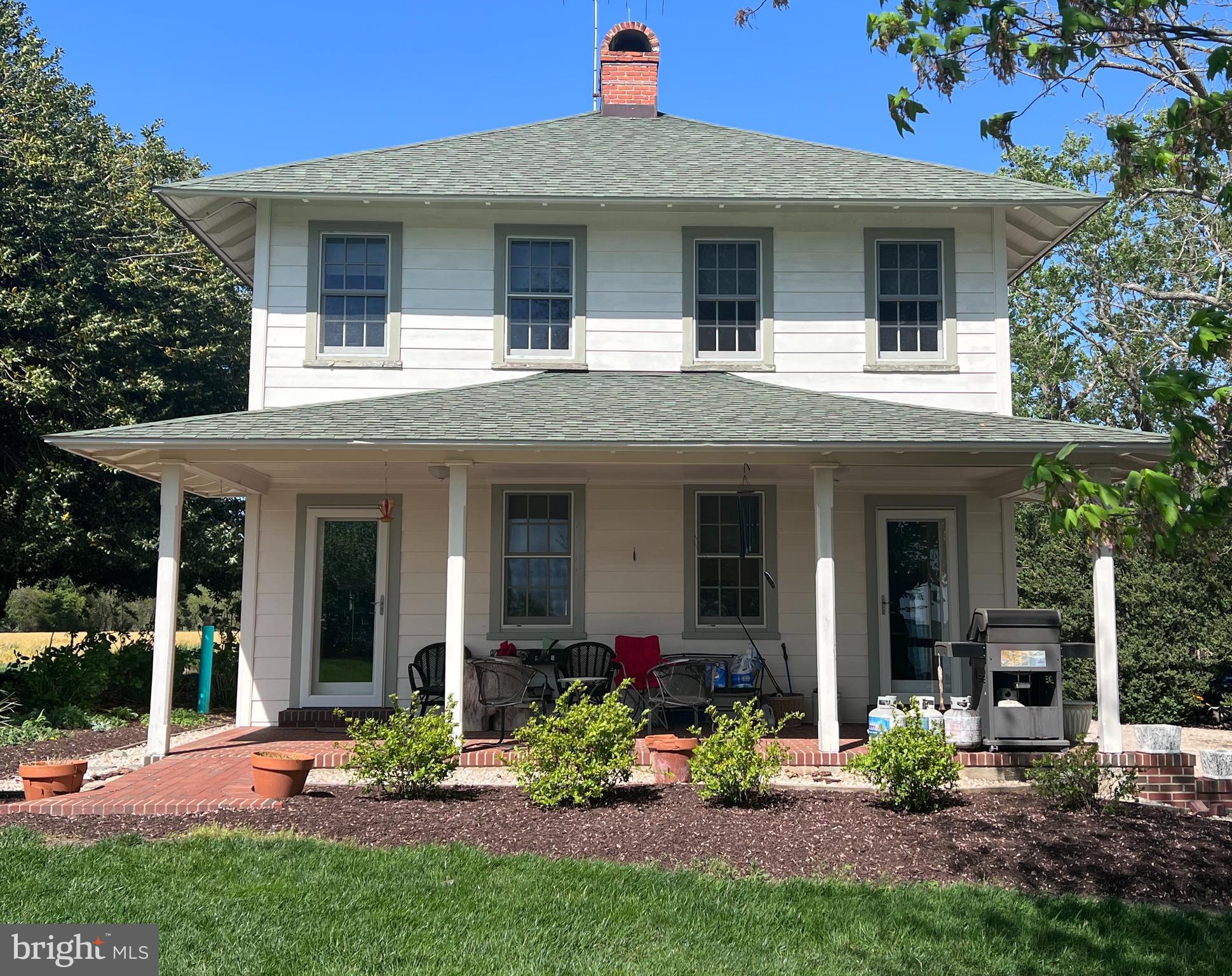 27295 Southside Island Creek Road Trappe, MD 21673 - Photo 64 of 91 front view of a house with a yard