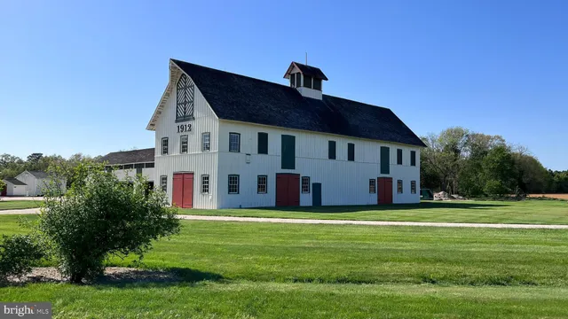 $8,750,000 | 27295 Southside Island Creek Road, Trappe, MD 21673