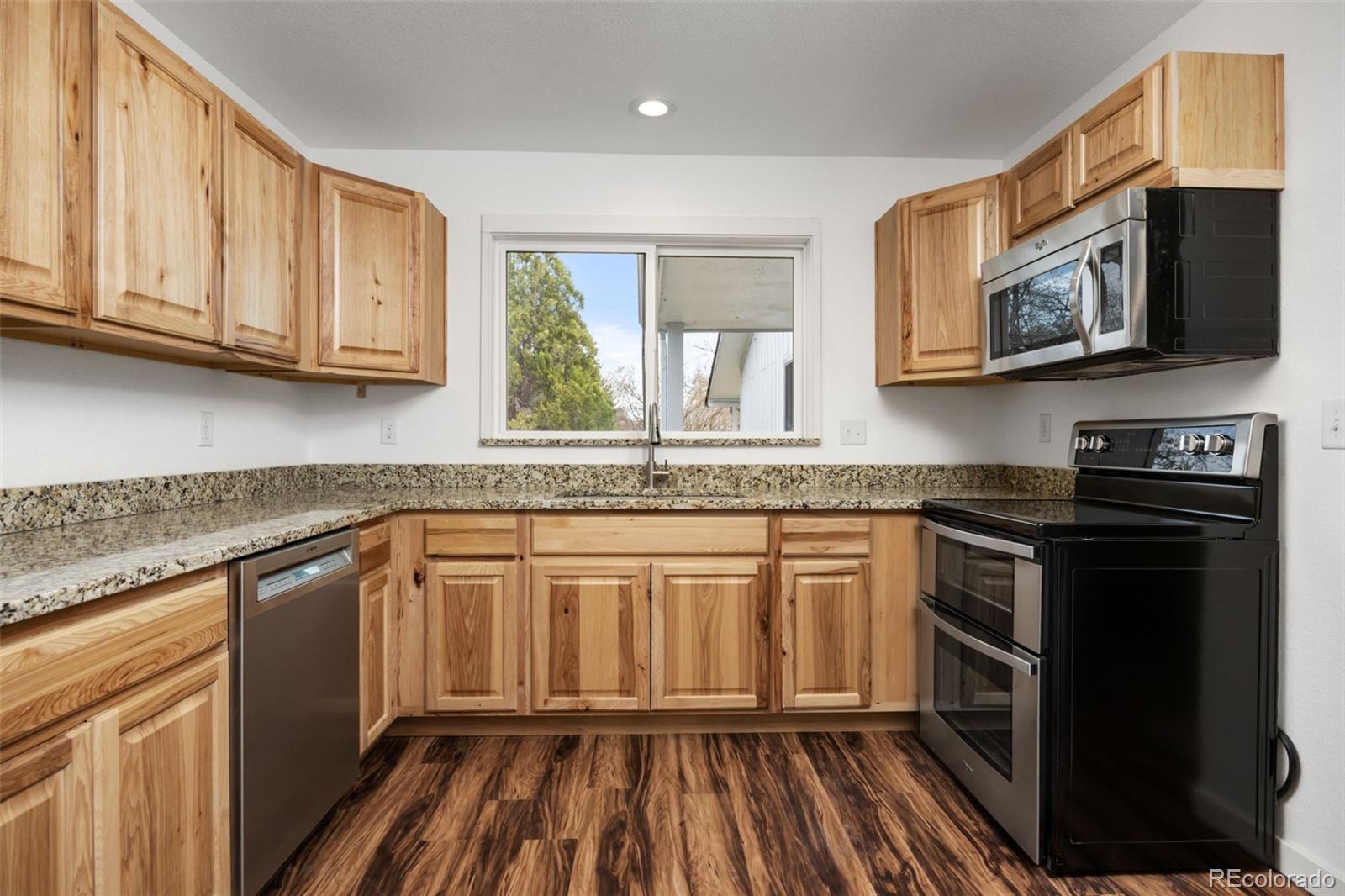 979 Roxwood Lane Boulder, CO 80303 - Photo 7 of 35